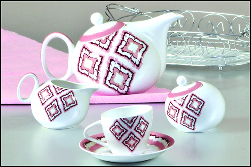 Tea Set - tilted 