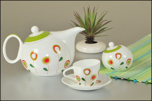 Tea Set - tilted