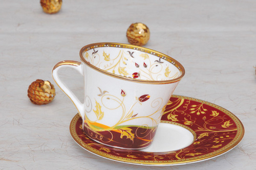 Cup Saucer - Fine Bone China, 15-20 cm, Red | Elegant Design, Scratch Resistant, Chip Resistant