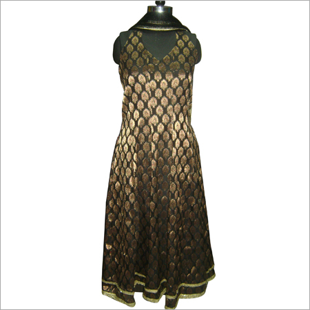 Ladies Sleeveless Suits