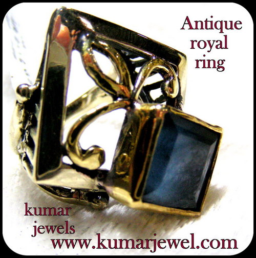 royal vintage ring.