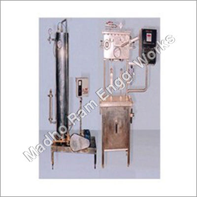 Golden And Black Soda Water Pet Bottles Semi Automatic Machine