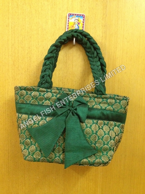 Chotti Purses with Broket