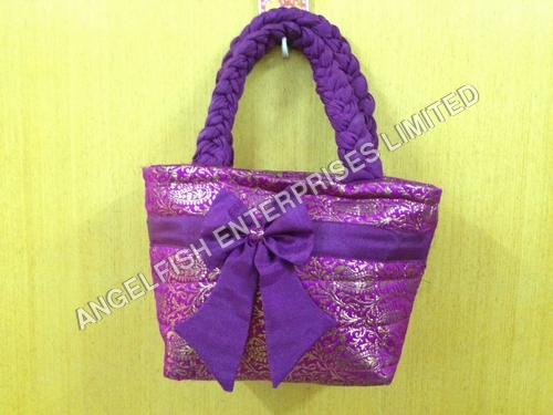 Chotti Purses with Broket