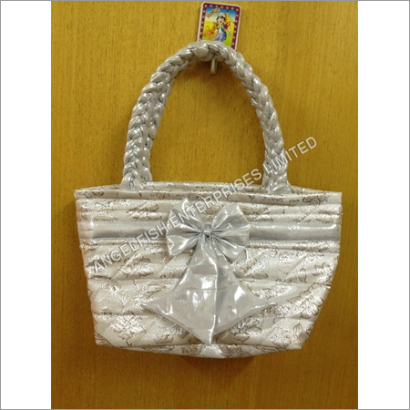 Chotti Purses With Broket