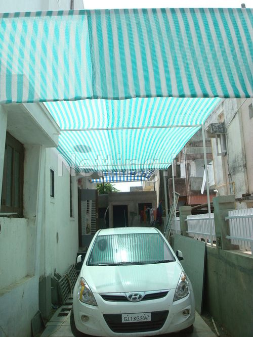 Retractable Sun Shade