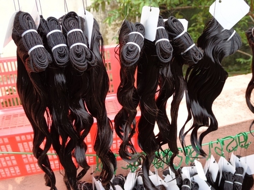 Single Drawn Hair