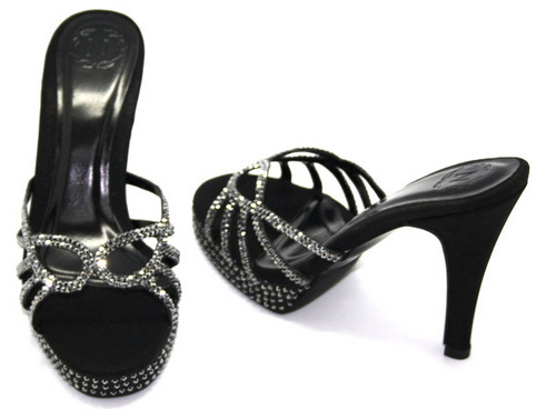 FAVOLA Crystallized Black Shoe