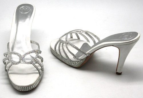 FAVOLA Crystallized Silver Multistrap Shoe