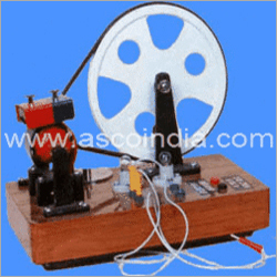 Electric Generator - Wooden Base, 2 mm Sockets | AC/DC Output, Motor Function, Bulbs Included
