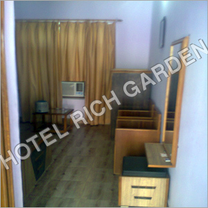 Super Deluxe Room services