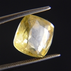 6.25 Ratti Natural Yellow Sapphire (Pukhraj0