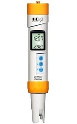 PH-200: Waterproof pH Meter 