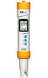 PH-200: Waterproof pH Meter 