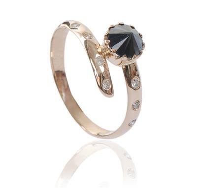 Brilliant Round Cut Black & White Diamond Ring in 14 K Gold