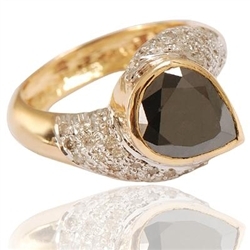 6.51 gm Pear Shape Black & White Diamond Designer Ring in 14 K Gold