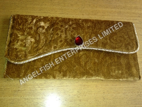 Envelope - Velvet 10x15 cm Brown, Embossed Design, Magnetic Closure, Lightweight, Durable