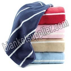 Wool Picnic Blanket Age Group: Adults