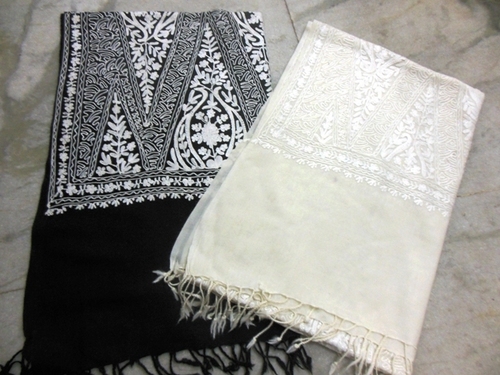 100% woollen ari stoles