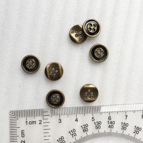 11.5MM 4 holes spraying paint alloy sewing button