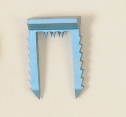 Ligament Stapple (Titanium)