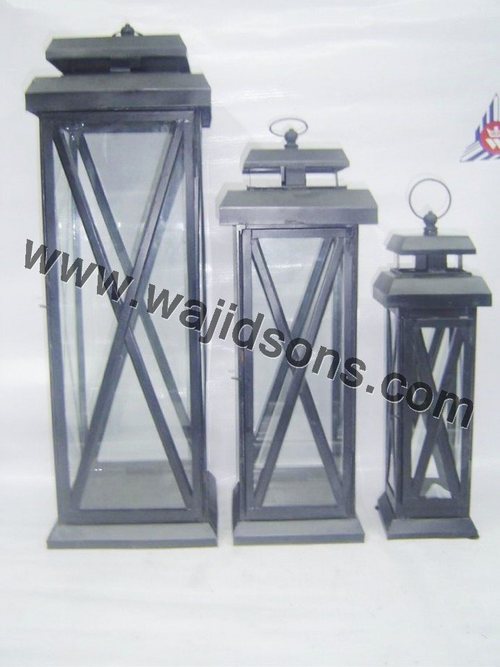 metal lanterns wedding centerpieces