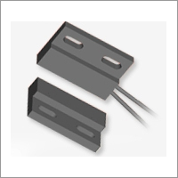RF02 - Magnetic Sensor in Flange-Mount Housing