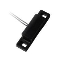 RF04-104 Magnetic Sensor in Flange