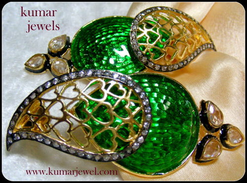 Mughal Enamel Earring.