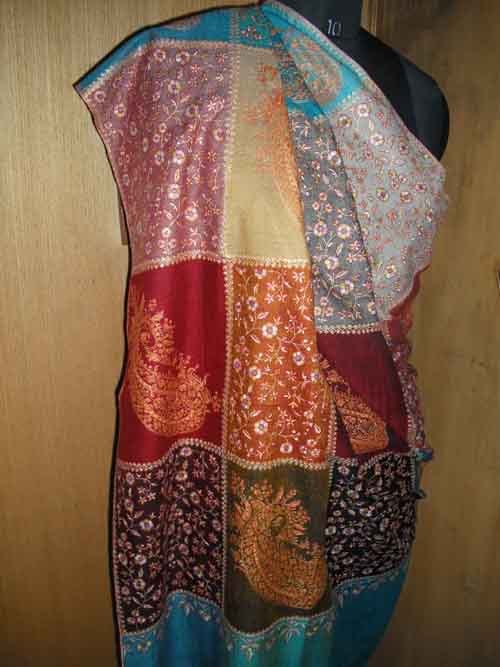 EXCLUSIVE HAND PASHMINA SHAWL