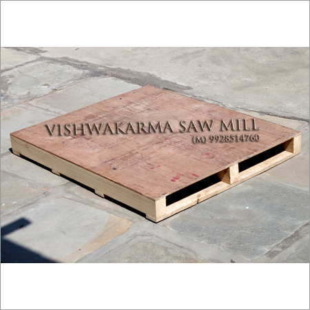 Plywood & Pine Wood Pallets