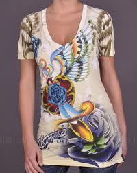 V-NECK T-SHIRTS