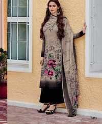 Pakistani Crepe Salwar Kameez Size: Customized