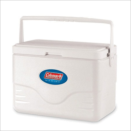 28Qt Marine Cooler White Plastic, 19.7"x12.01"x13.69", Holds 39 Cans, UV/IR Resistant, Bail Handle