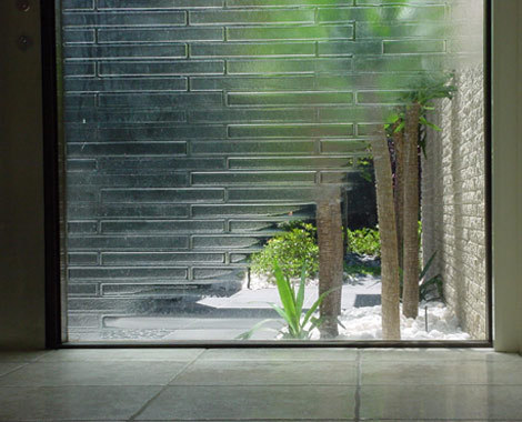 INSULATING GLASS
