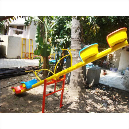 See Saw (4 Seater Single Arm)