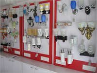 Showroom Interior Designing - Wood, Metal, Glass Materials | Customizable Dimensions, Professional Installation, Modern And Traditional Lighting