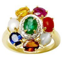 Raashiratan Birthstone Ring, 18 Carat Gold Diamond