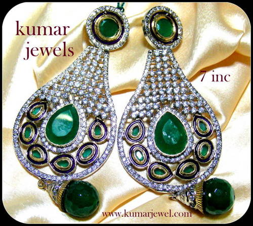 WEDDING EARRING.