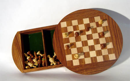 Wooden Chess Board - Magnetic
