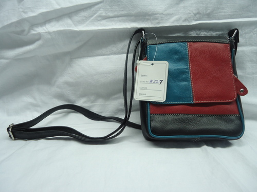 Fashionable Hand Bag