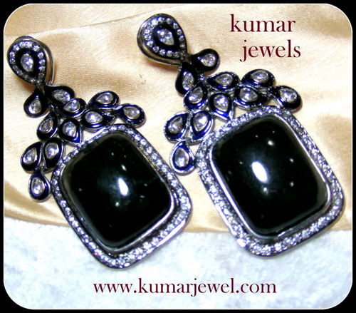 Black Stone Earring.