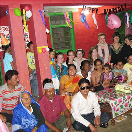 Visitors Enjouing Anuska Birth Day Celebration 26-06-2011-01