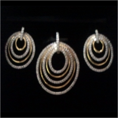 Diamond Pendant Set