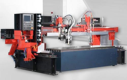 Medium Maxigraph CNC Machine - Gantry Style, 2600mm Width, 6000mm/min Speed | AC Drives, Steel Band Torch Support, Low Maintenance