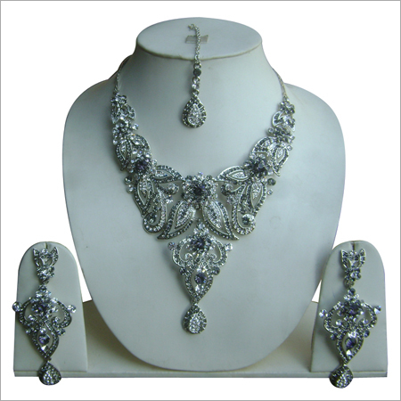 Fashion Jewelery