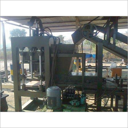 Hopper for Fly Ash Bricks Manufacturing Machine