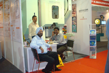 POWER PRESS AND SHEARING MACHINE