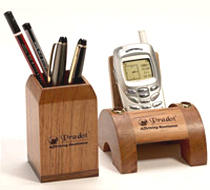 Wooden pen stand