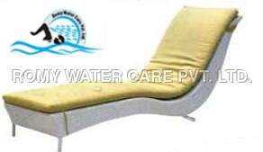 Swimming Pool Side Lounger/Out Door Furniture